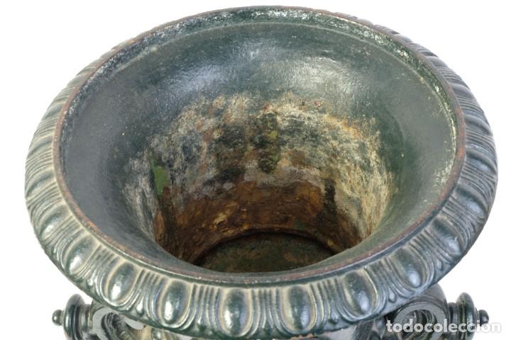 Antig&uuml;edades: Copa en hierro colado siglo XIX - Foto 8