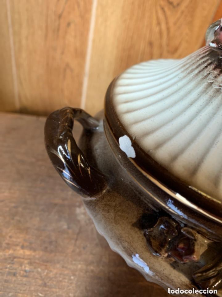 Antig&uuml;edades: PEQUE&Ntilde;A SOPERA CON FLORES - Foto 2