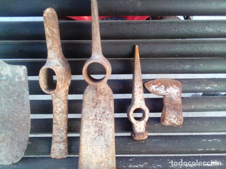 Antig&uuml;edades: Lote de cinco herramientas antiguas - Foto 3