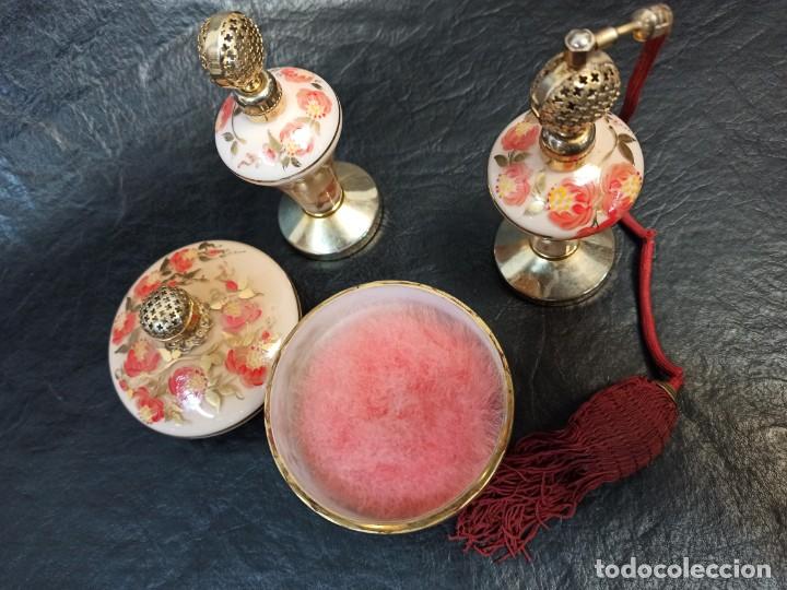 Antig&uuml;edades: Conjunto de tocador. Perfumer&iacute;a. C-24 - Foto 3