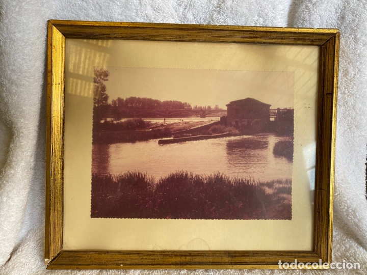 Antig&uuml;edades: Marco dorado con cristal - Foto 1