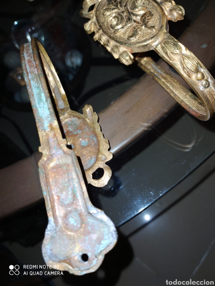 Antig&uuml;edades: Pareja alzapa&ntilde;os bronce - Foto 2