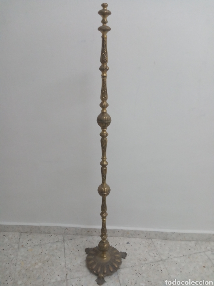 Antig&uuml;edades: Antigua lampara en bronce macizo. - Foto 1