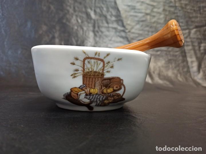 Antig&uuml;edades: Conjunto de tarros de cocina y mortero. C25 - Foto 8
