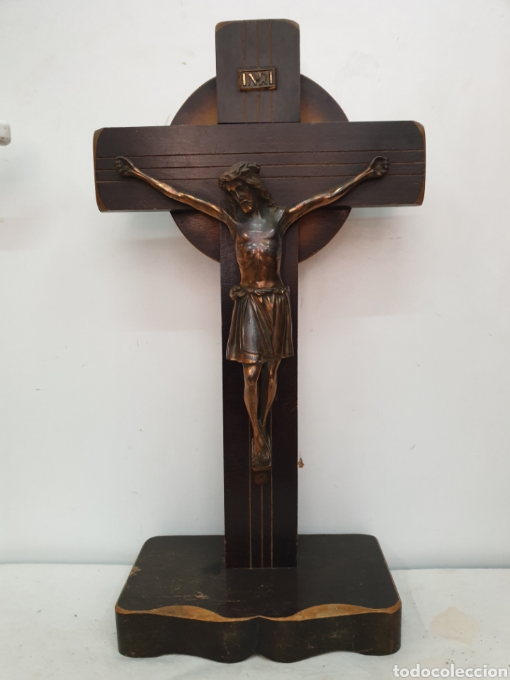 Antig&uuml;edades: Crucifijo de despacho - Foto 1
