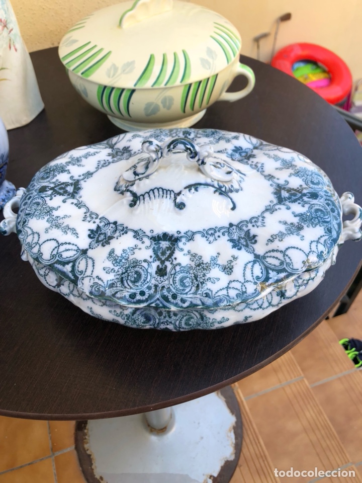 Antig&uuml;edades: Lote de piezas de porcelana - Foto 2