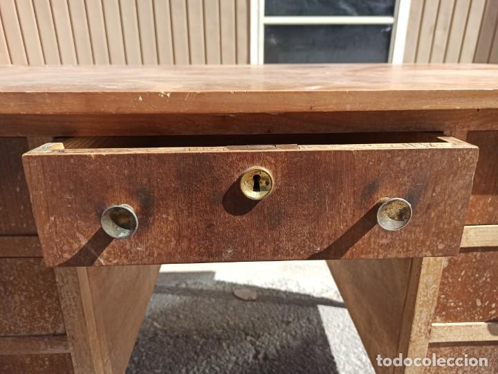 Antig&uuml;edades: Mesa de despacho. Centro 1 - Foto 7