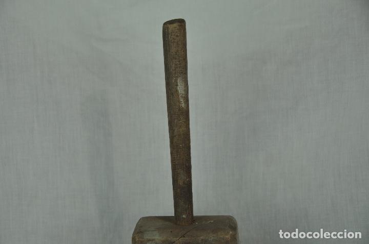 Antig&uuml;edades: Mazo antiguo de madera - Foto 4