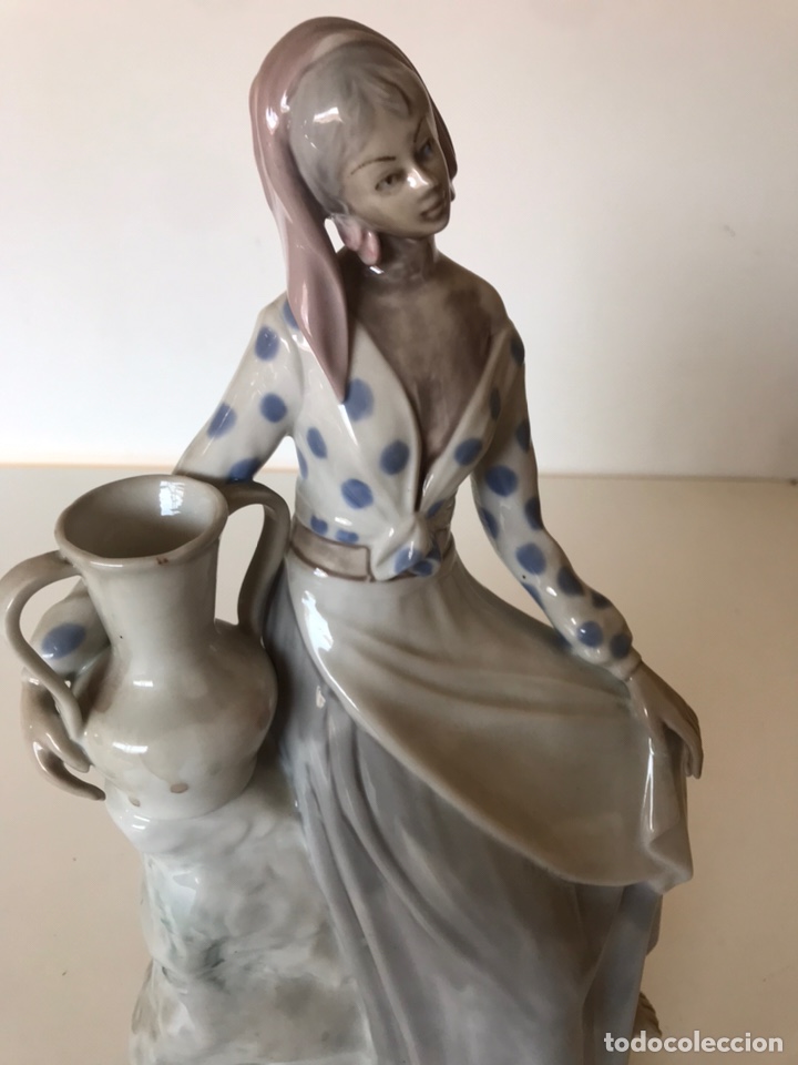 Antig&uuml;edades: FIGURA DE PORCELANA - Foto 2