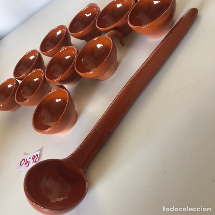 Antig&uuml;edades: JUEGO DE TAZAS + CUCHARA ARCILLA - Foto 3