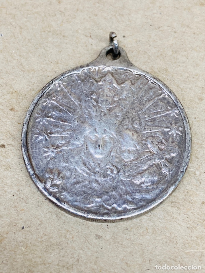 Antig&uuml;edades: Colgante religioso de plata - Foto 1