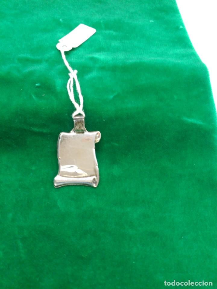 Antig&uuml;edades: Colgante de plata + - Foto 1