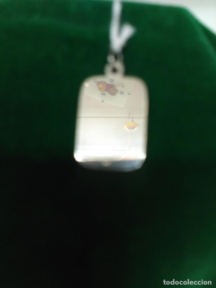 Antig&uuml;edades: Colgante de plata + - Foto 1
