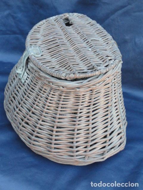 Antig&uuml;edades: CESTA DE PESCA DE MIMBRE. - Foto 4