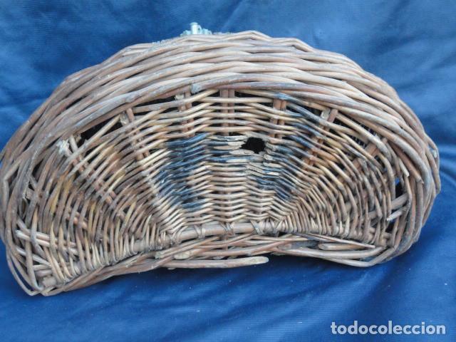 Antig&uuml;edades: CESTA DE PESCA DE MIMBRE. - Foto 9