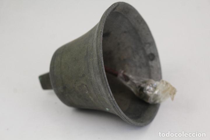 Antig&uuml;edades: campana de bronce CON ANCLA grabada - Foto 5