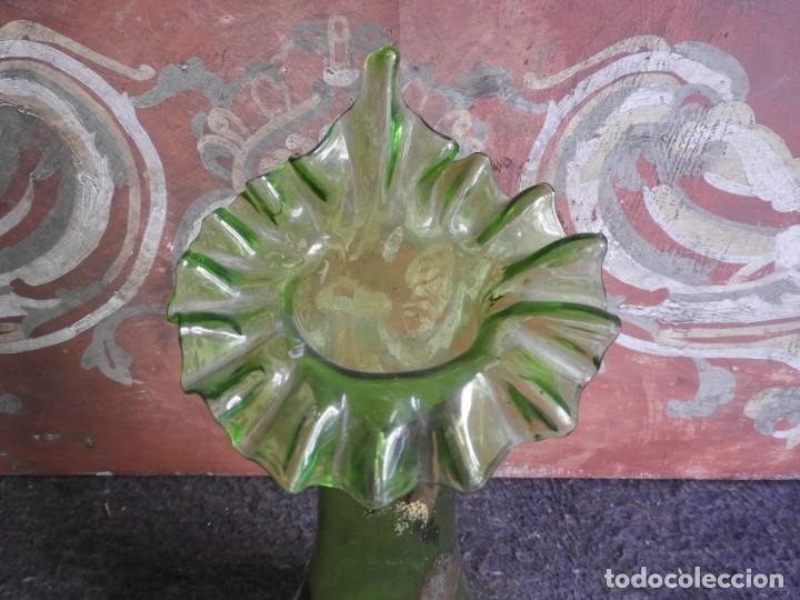 Antig&uuml;edades: JARRON DE CRISTAL PINTADO CON LA BOCA LOBULADA - Foto 6