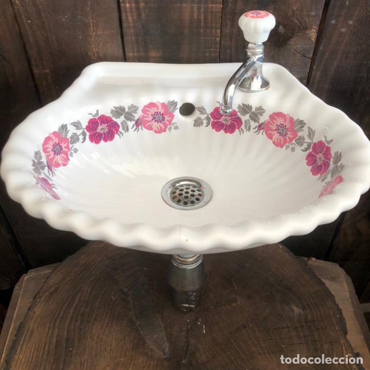 Oggetti Antichi: Antiguo lavabo fregadero peque&ntilde;o franc&eacute;s con grifo y desag&uuml;e.