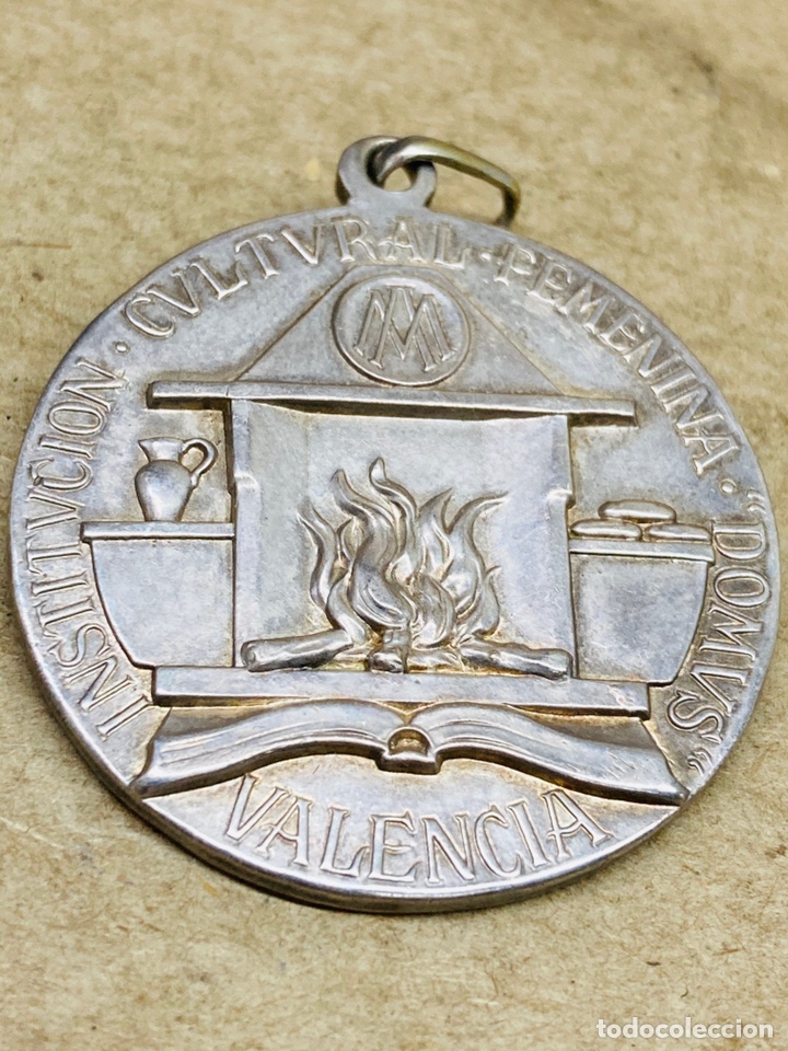 Antig&uuml;edades: Medalla de plata religiosa - Foto 2