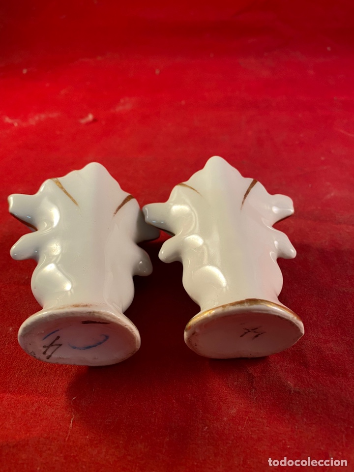 Antig&uuml;edades: Pareja de jarras porcelana - Foto 3
