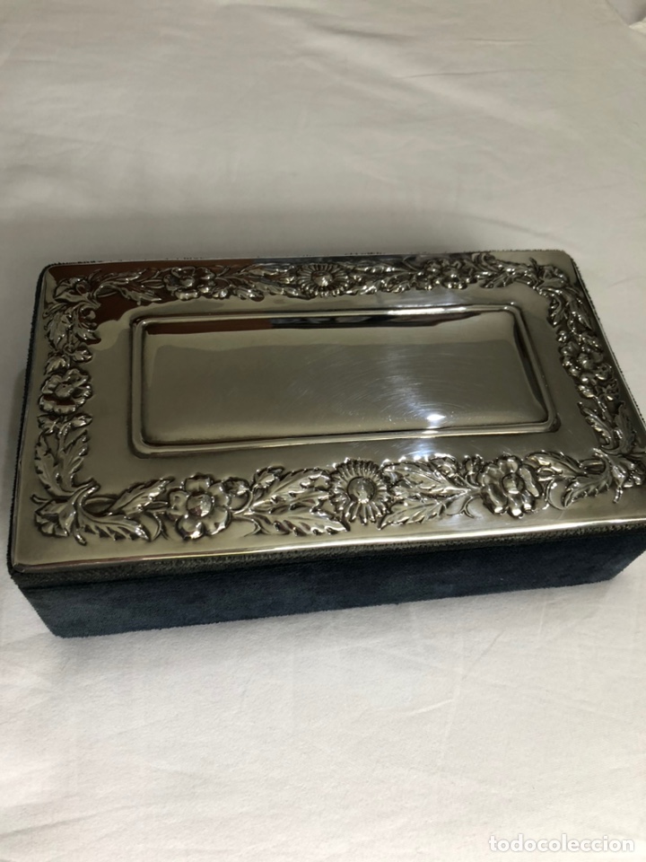 Antig&uuml;edades: Caja de madera y plata antigua - Foto 1
