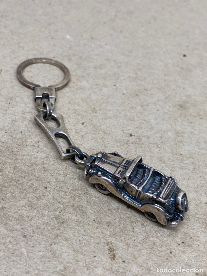 Antig&uuml;edades: Llavero de plata - Foto 1