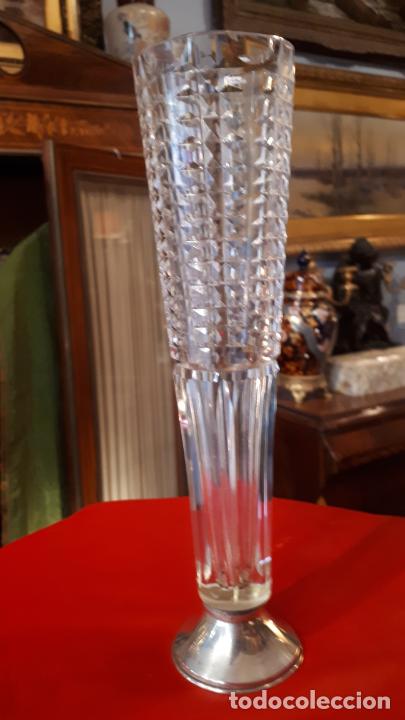 Antig&uuml;edades: CRISTAL Y PLATA. FLORERO. - Foto 3