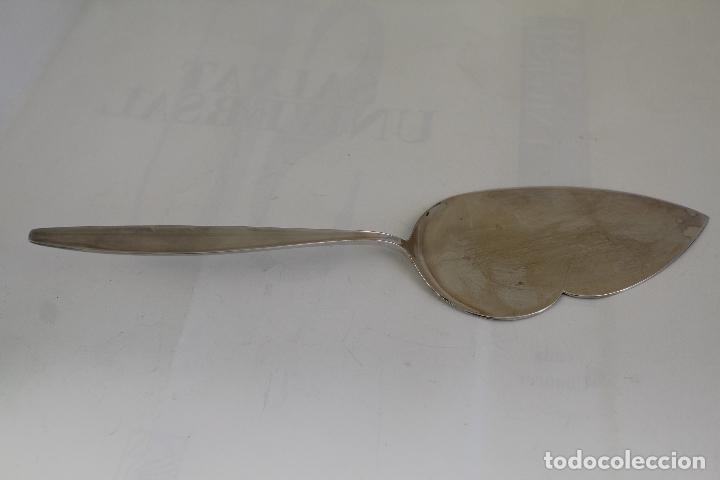 Antig&uuml;edades: pala de servir en metal plateado - Foto 2