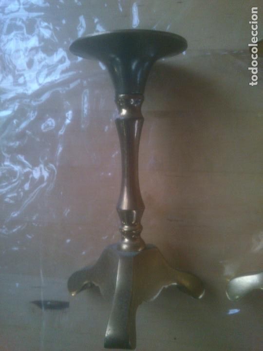 Antig&uuml;edades: Antiguos veleros de iglesia en bronce - Foto 3