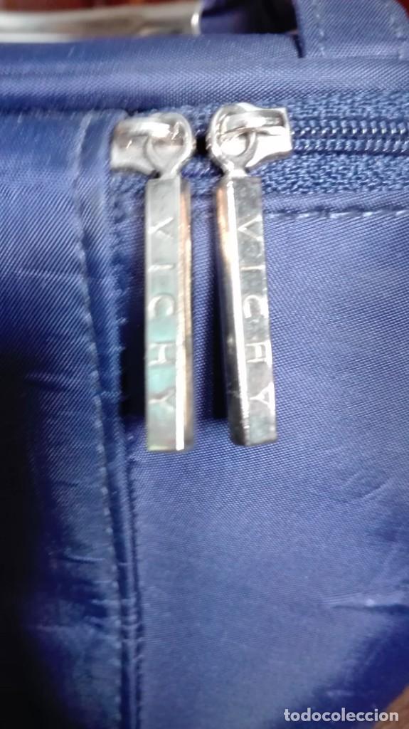 Antig&uuml;edades: Bolso de mano marca Vichy - Foto 3
