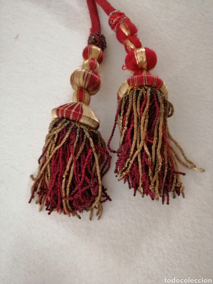 Antig&uuml;edades: C&iacute;ngulo o alzapa&ntilde;os rojo muy antiguo - Foto 4