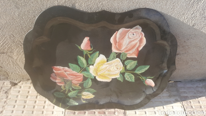 Antig&uuml;edades: Bandeja de chapa pintada al oleo - Foto 1