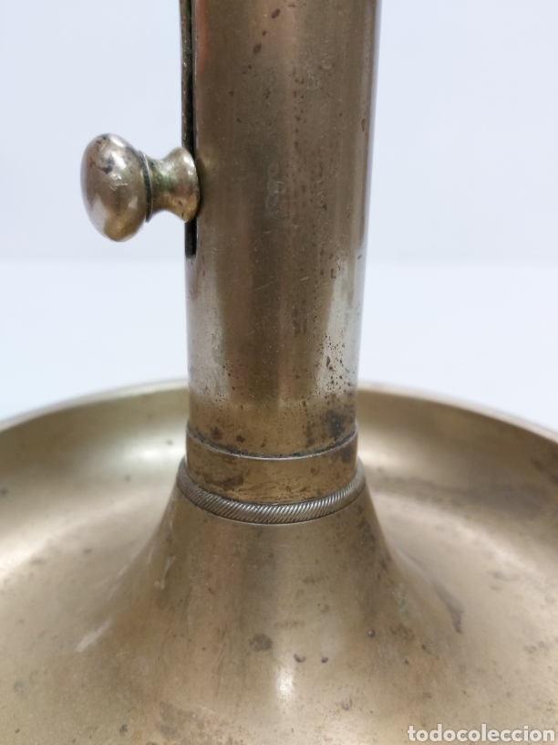 Antig&uuml;edades: Candelabro portavelas palmatoria bronce regulable - Foto 2