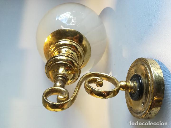 Antig&uuml;edades: APLIQUE FAROL DE BOLA DE CRISTAL TRANSLUCIDA - Foto 6