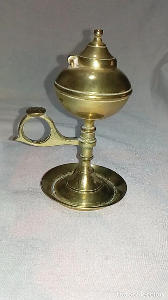Antig&uuml;edades: CANDIL TIPO CAPUCHINO DE BRONCE - Foto 2