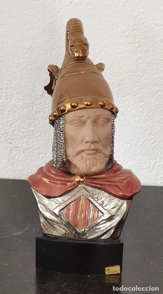 Antig&uuml;edades: JAUME I - DE PORCELANA - CERAMICAS NADAL - ORO Y PLATA - 33,5 CM.