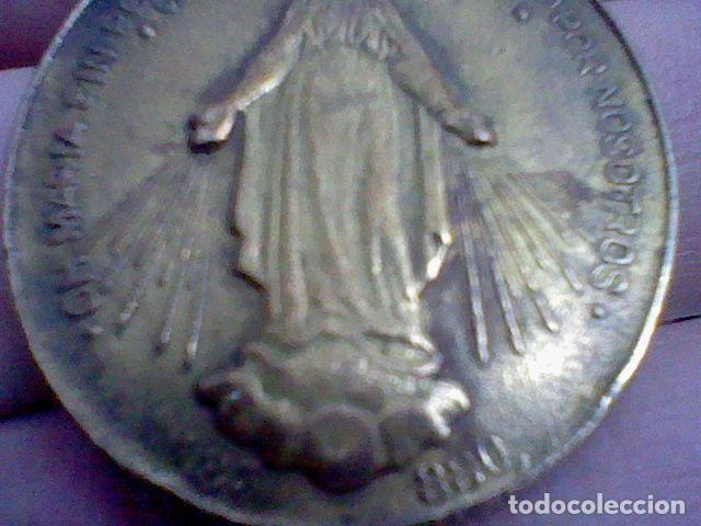 Antig&uuml;edades: INMACVLADA MEDALLA TONO BRONCE 4 CMS ALTO - Foto 6