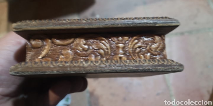 Antig&uuml;edades: Antigua caja de roble, tallada - Foto 2