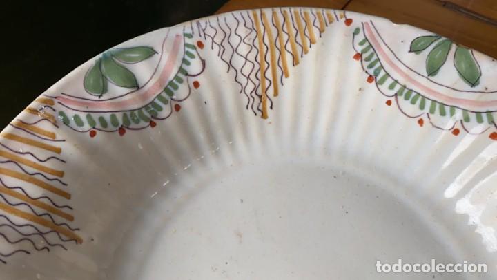 Antig&uuml;edades: PLATO ANTIGUO DE MANISES DE 26 CMS. DE DIAMETRO - Foto 2