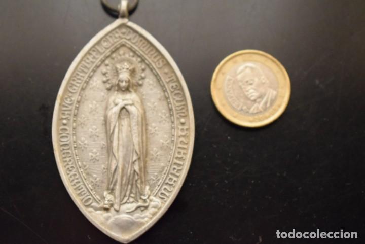 Antig&uuml;edades: Medalla Virgen (leer condiciones de venta). - Foto 3