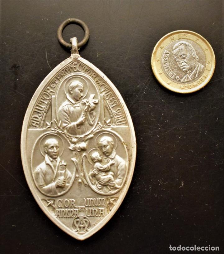 Antig&uuml;edades: Medalla Virgen (leer condiciones de venta). - Foto 4
