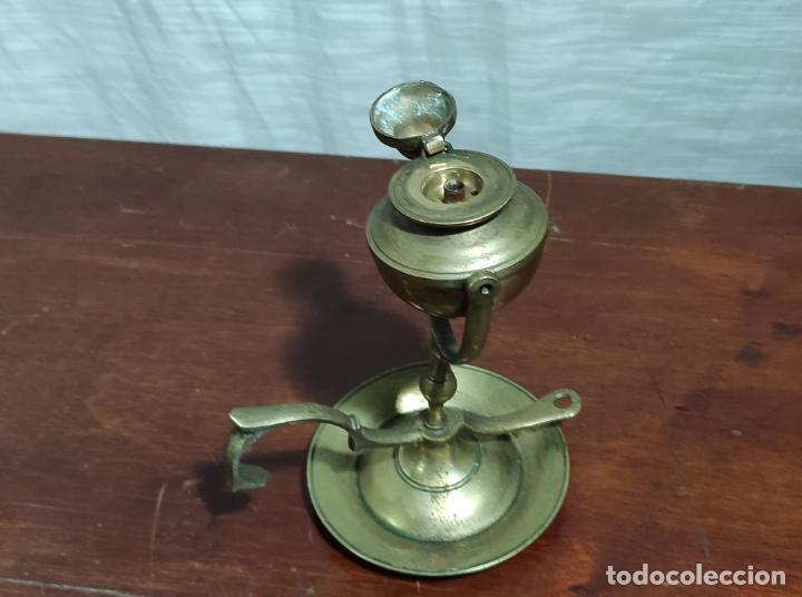 Antig&uuml;edades: QUINQUE , CANDIL, LUZ DE ACEITE DE LATON - Foto 3
