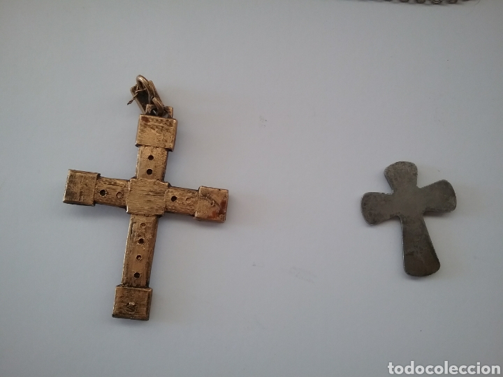 Antig&uuml;edades: Lote de 3 cruces en metal. - Foto 8
