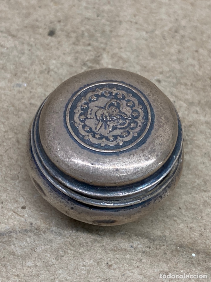 Antig&uuml;edades: Cajita de plata /K04 - Foto 2
