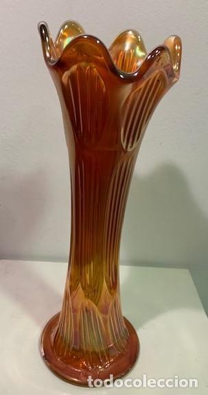 Antig&uuml;edades: Carnival Glass, florero. - Foto 2