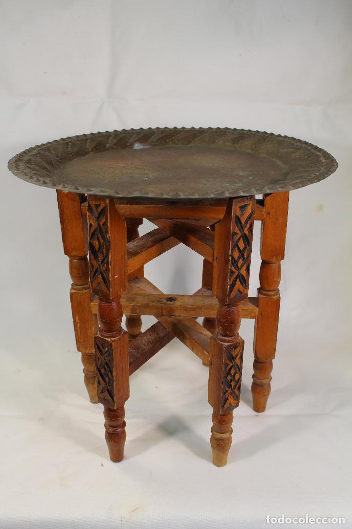 Antig&uuml;edades: mesa plegable de te arabe - Foto 1