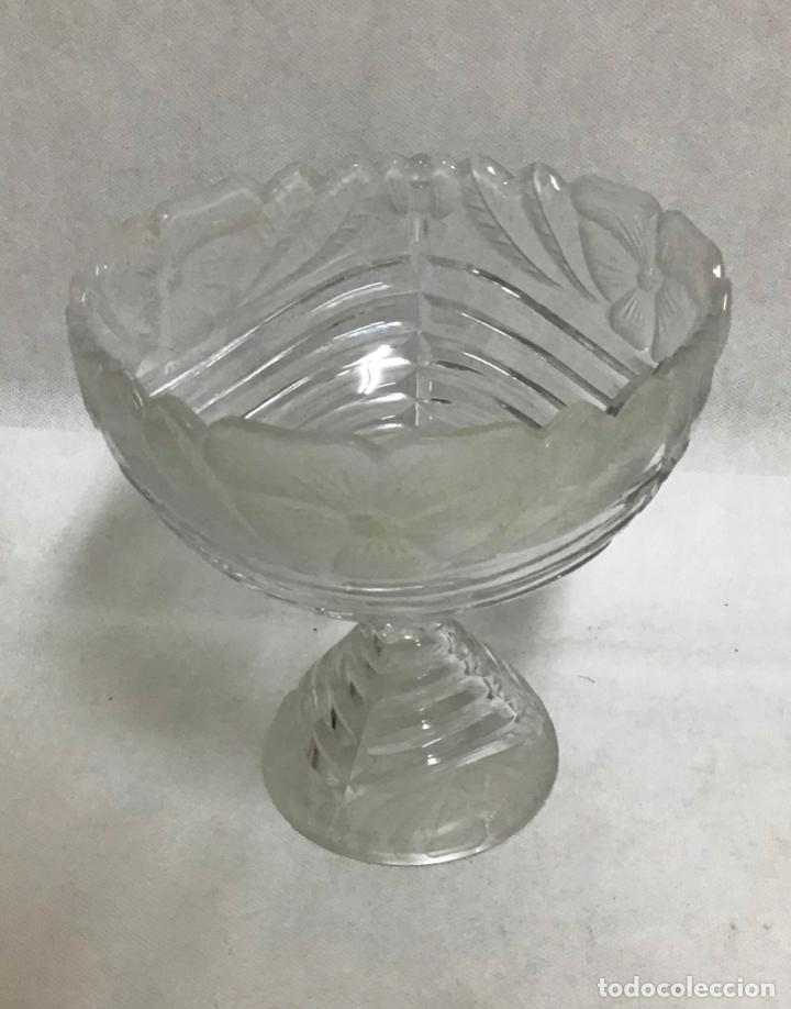 Antig&uuml;edades: BOMBONERA DE CRISTAL - Foto 4