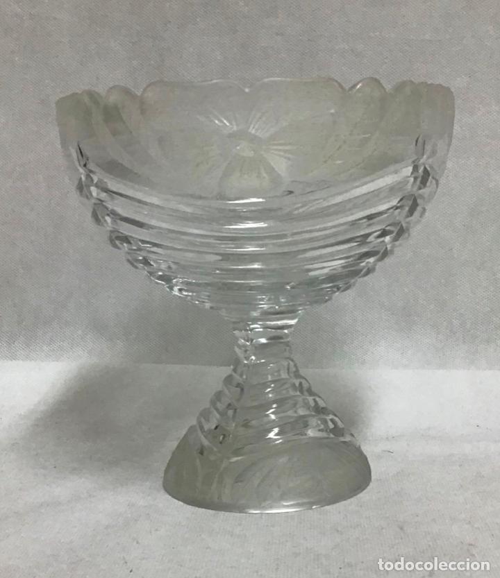 Antig&uuml;edades: BOMBONERA DE CRISTAL - Foto 1