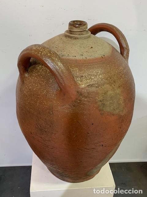 Antig&uuml;edades: Jarra de barro con asas. - Foto 6
