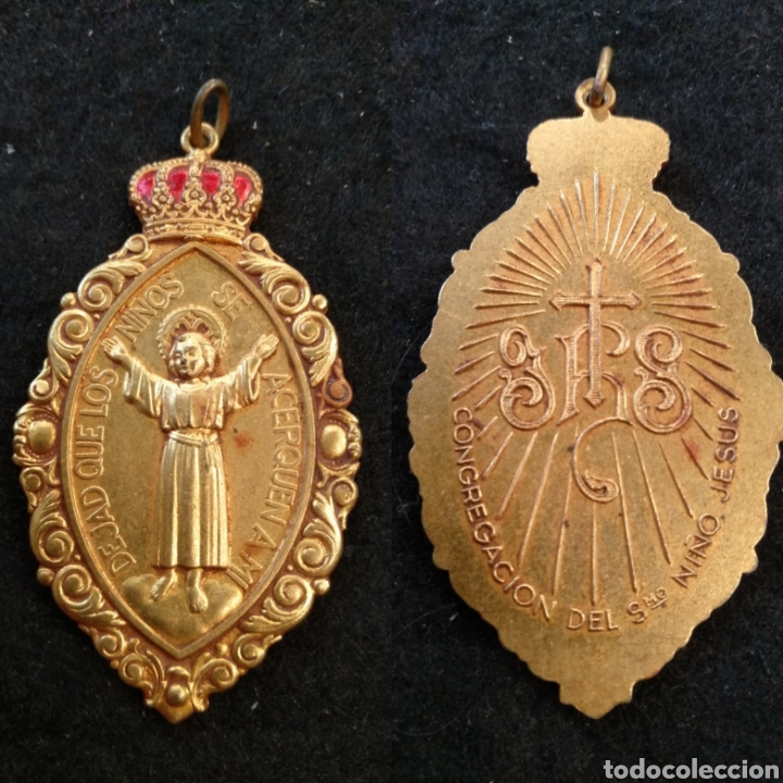Antig&uuml;edades: Medalla congregaci&oacute;n del Sant&iacute;simo ni&ntilde;o Jes&uacute;s - Foto 1
